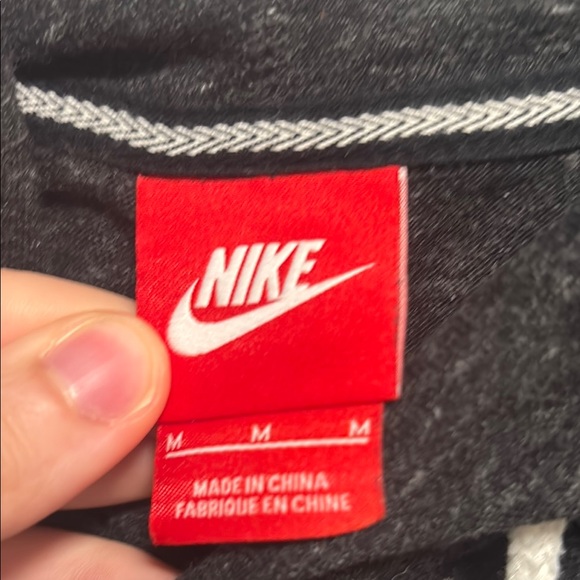 Nike Heather Black Long Sleeve Hoodie - Picture 2 of 8